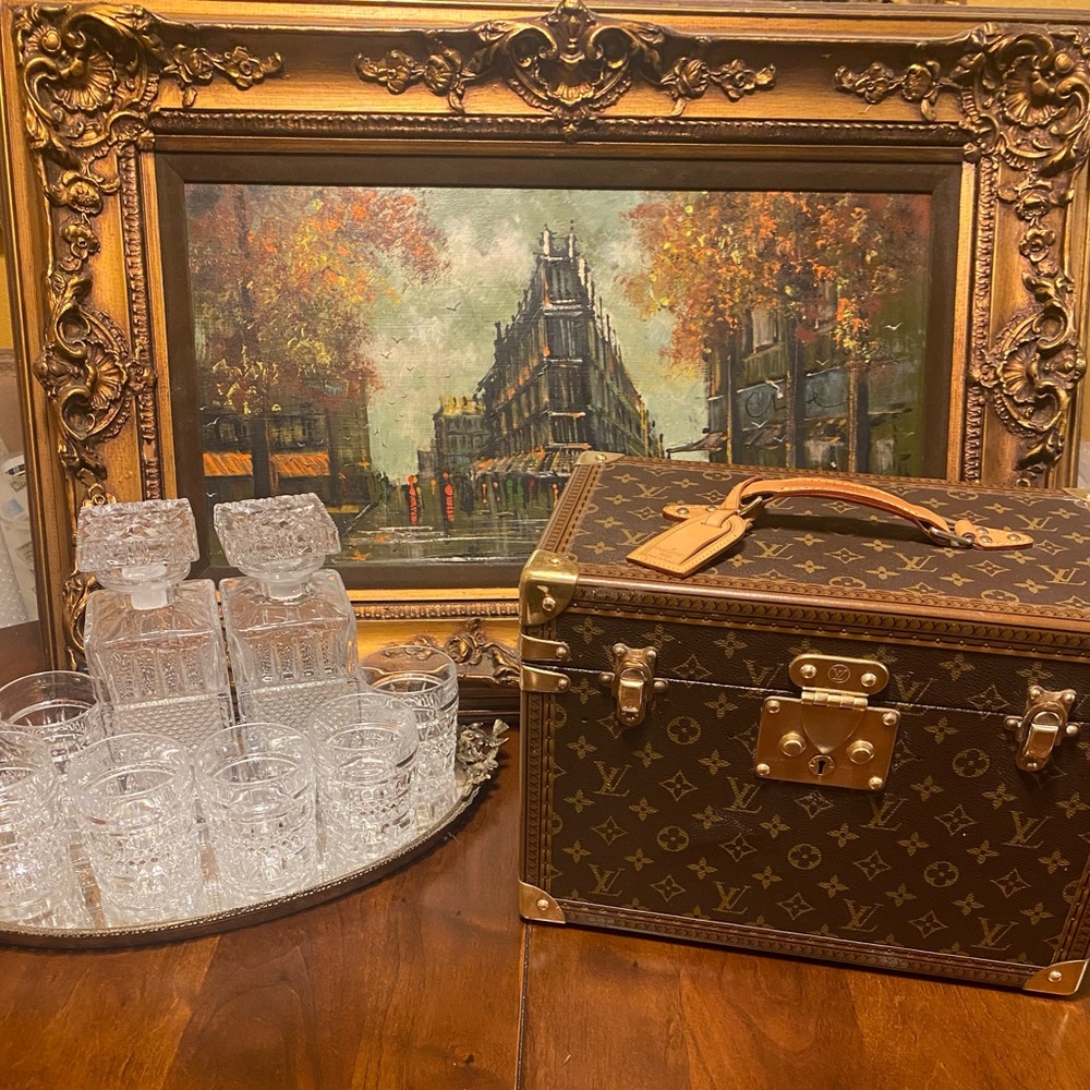 🌺🌸🌷💗Authentic Louis Vuitton Monogram Boite Pharmacie - Train Case.